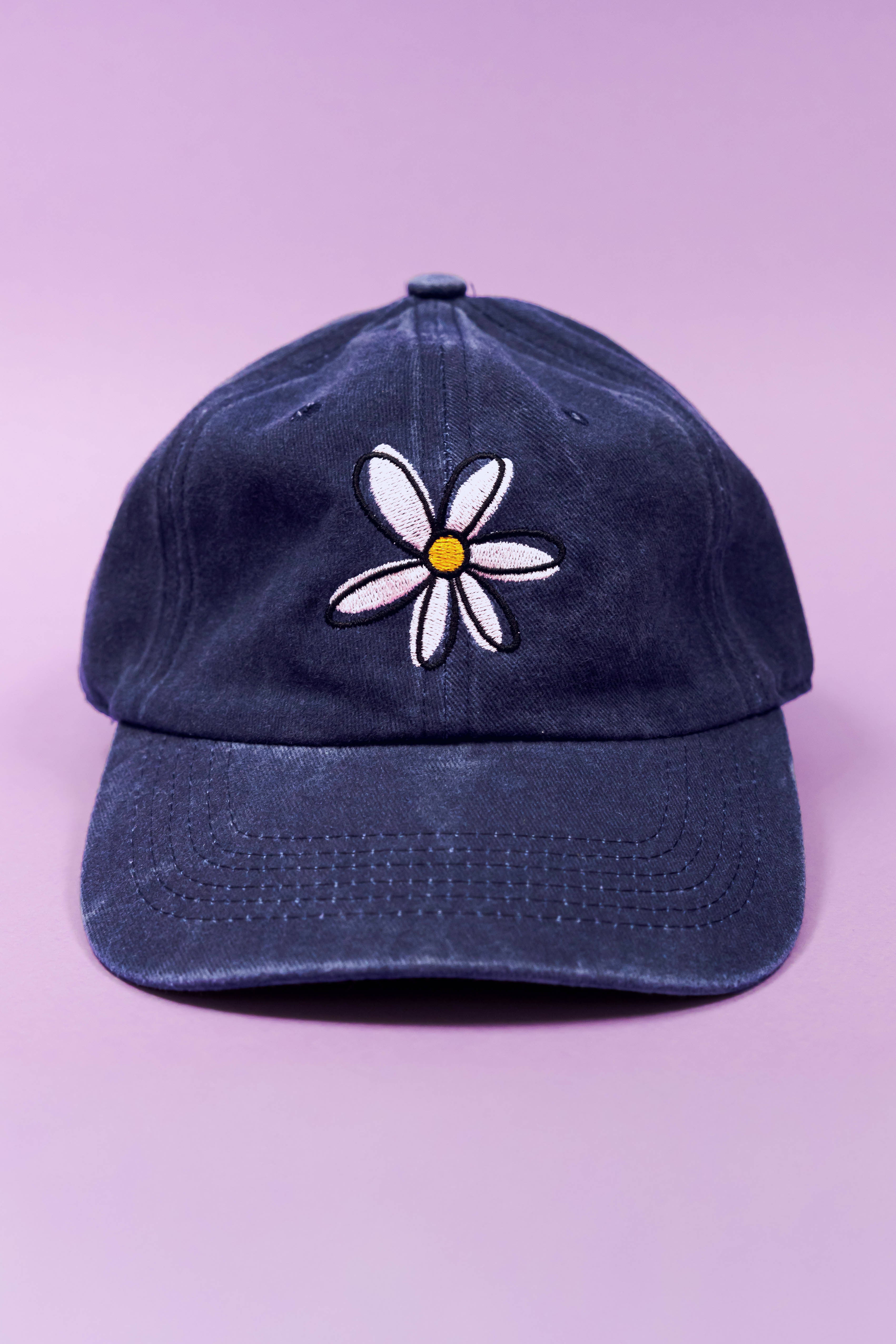 Big daisy cap