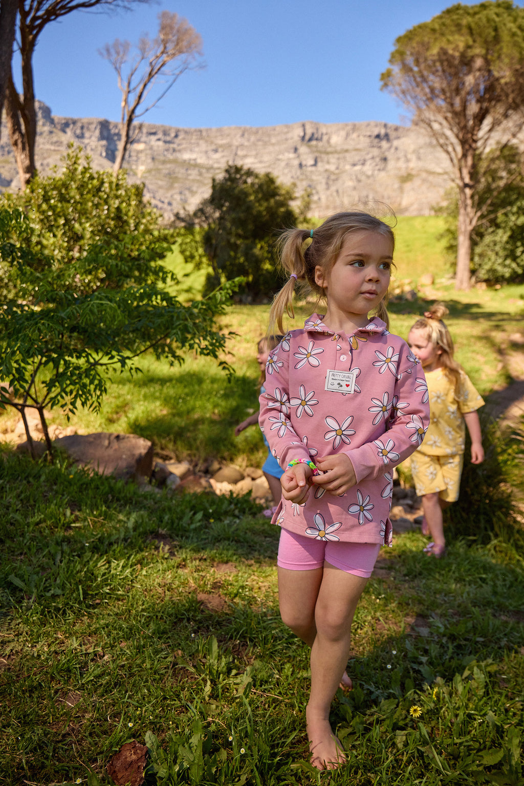 Kids Big Daisy Golfer