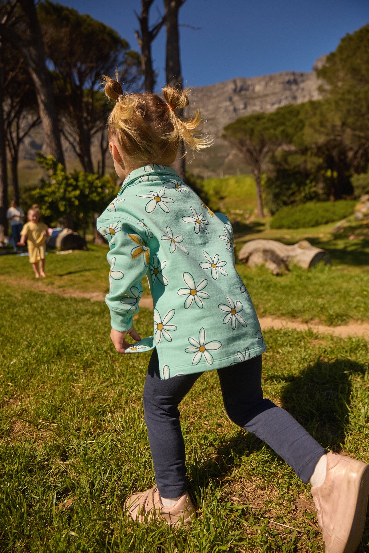 Kids Big Daisy Golfer