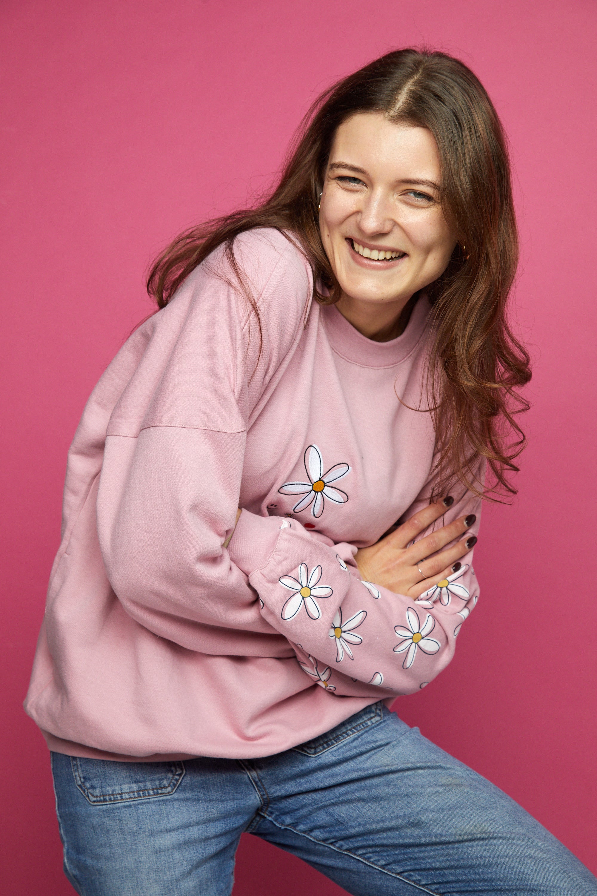 Big daisy crew necks